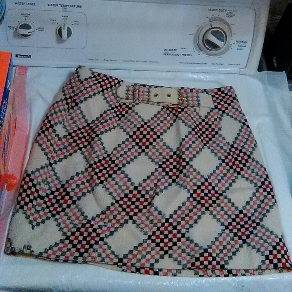 Wool Juicy Mini skirt with belt